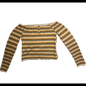 Long sleeve Off the shoulder shirt